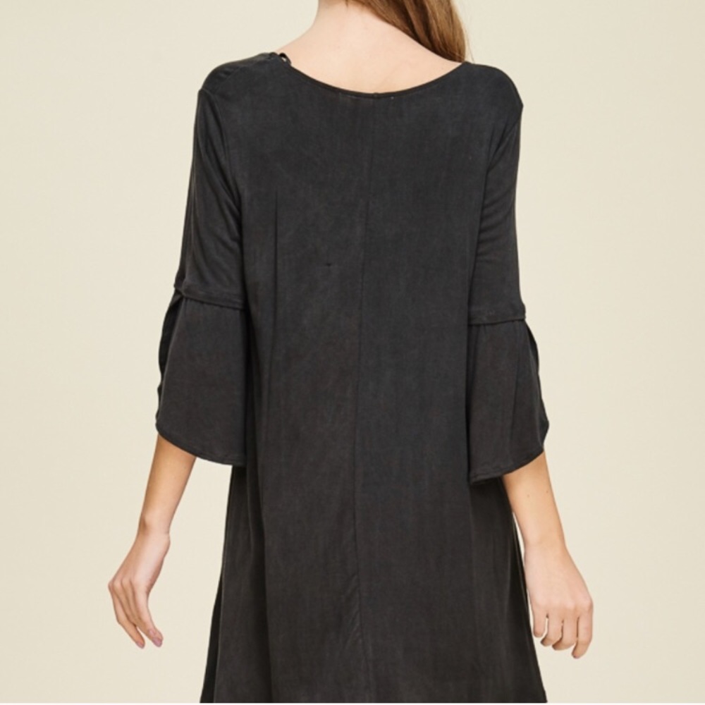 ❤️LAST S NEW Bell Sleeve Shift Dress - Picture 4 of 4